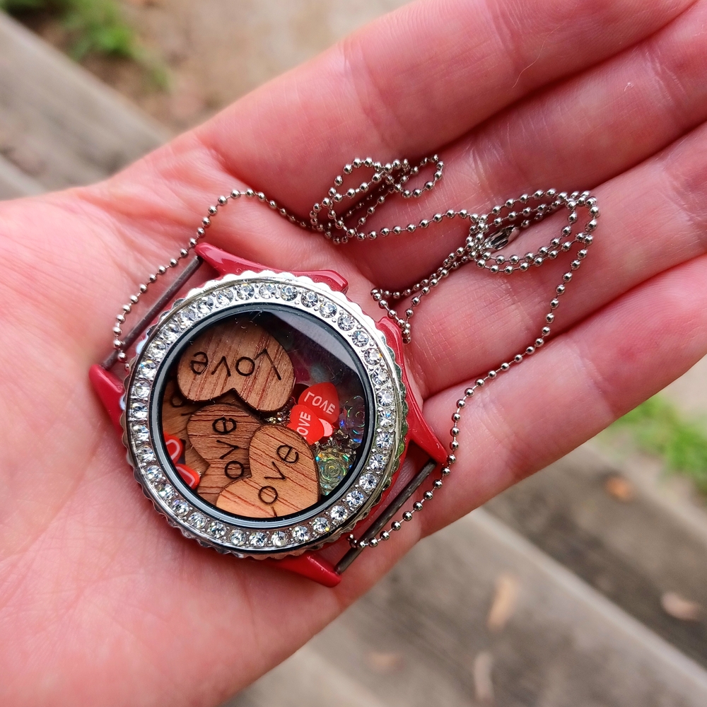 Red Love-Themed Upcycled Watch Necklace - Picture 3 of 4